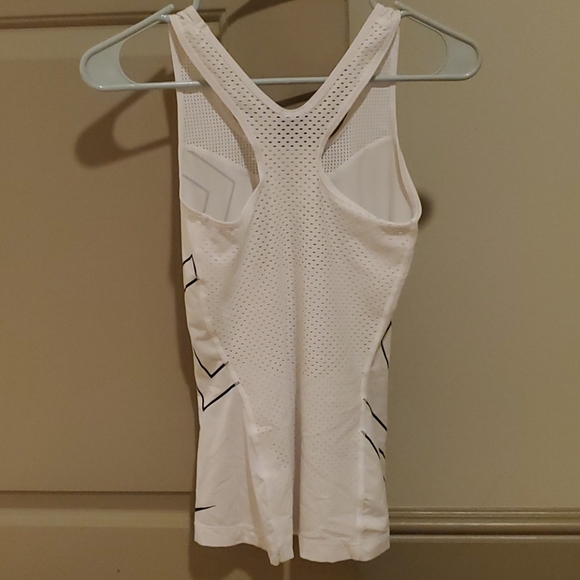 Nike Pro Hypercool Racerback Explode Logo Tank - Picture 4 of 4